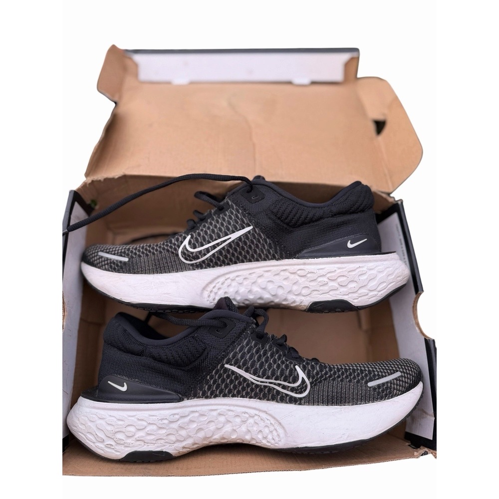 Nike ZoomX Invincible Run Flyknit II Running Shoes Black Men Size 9.5